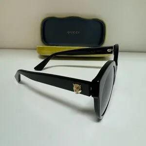 Gucci | Accessories | Gucci Black Sunglasses Gold Gg Logo 